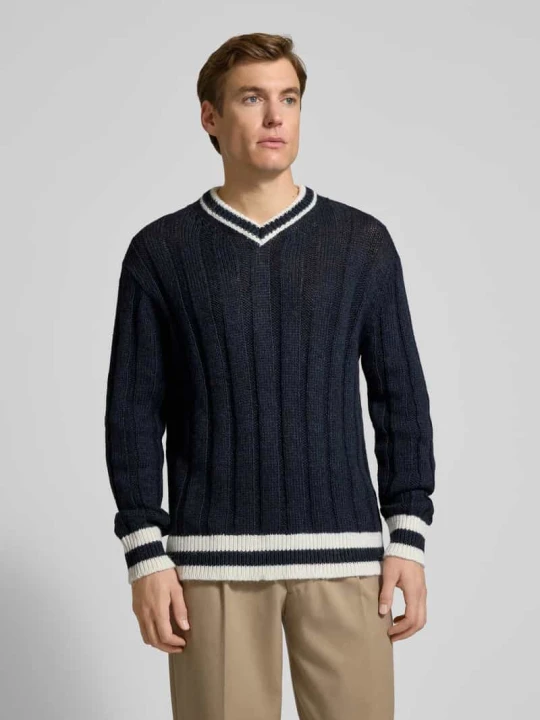 Zdjęcie produktu Sweter o kroju relaxed fit z dzianiny z dodatkiem wełny model ‘ROY’ Selected Homme Ciemnoniebieski