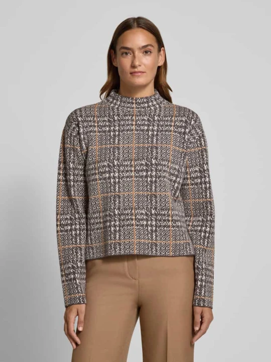 Zdjęcie produktu Sweter o kroju relaxed fit z mieszanki wiskozy model ‘September’ Betty Barclay Jasnoszary