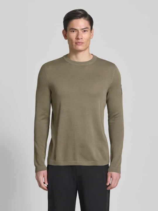 Zdjęcie produktu sweter o kroju slim fit z czystej bawełny Marc O'Polo × DFB Travel kolekcja