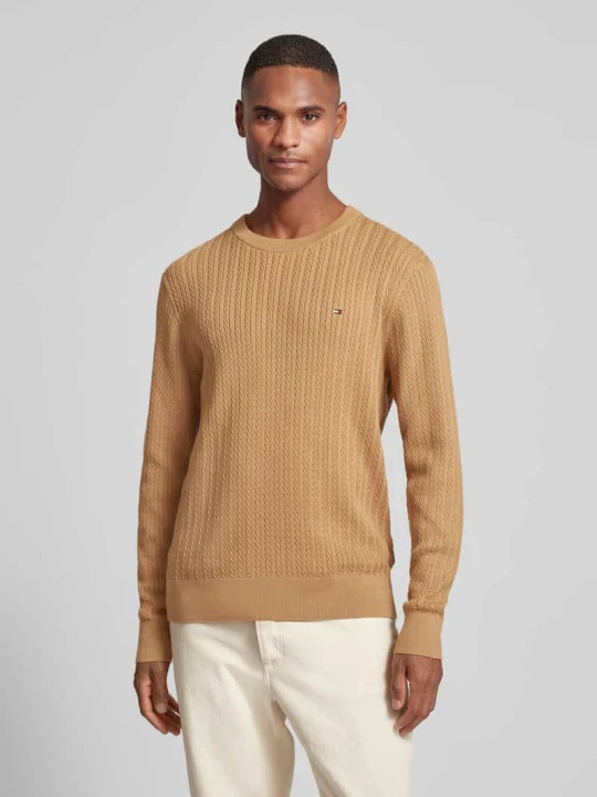 Zdjęcie produktu Sweter o kroju slim fit z dzianiny o fakturze jodełki Tommy Hilfiger Camel