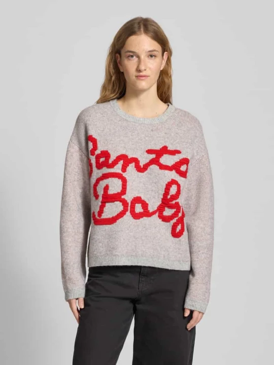 Zdjęcie produktu Sweter świąteczny o kroju regular fit z napisem model ‘XMAS SANTA’ Only Jasnoszary