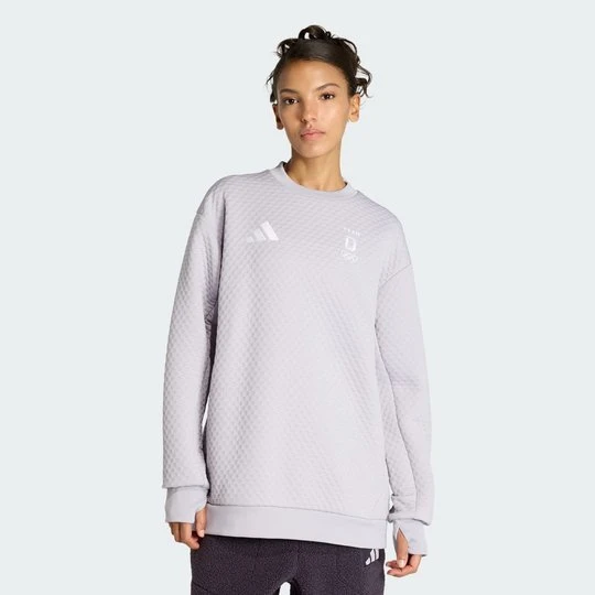 Zdjęcie produktu SWETER Team D XPLORIC Z ZAOKRĄGLONYM DEKOLTEM Adidas Glory Grey