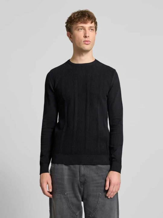 Zdjęcie produktu Sweter w dzianinowym wyglądzie o kroju slim fit model 'Baron' Blend Czarny