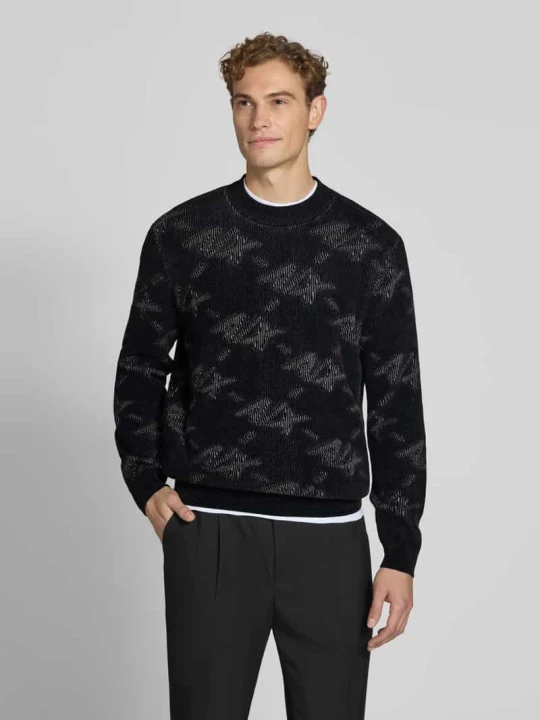 Zdjęcie produktu sweter w kroju regular fit z dodatkiem wiskozy Armani Exchange Metaliczny czarny