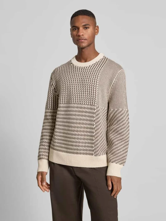 Zdjęcie produktu Sweter wełniany o kroju regular fit z okrągłym dekoltem Calvin Klein Złamany biały