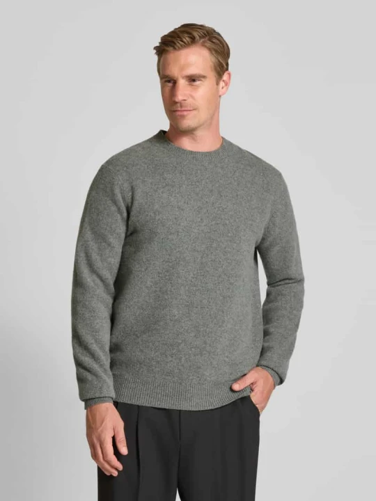 Zdjęcie produktu Sweter z wełny merino model 'RAGI' ANNARR Średnioszary