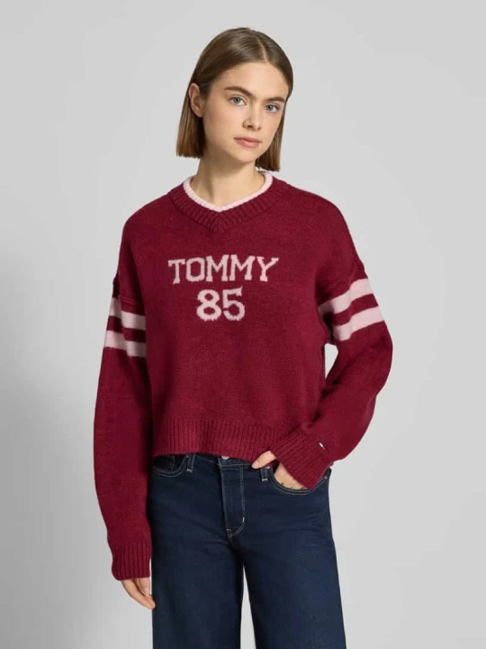 Zdjęcie produktu Sweter z dzianiny kroju oversized z dodatkiem wełny Tommy Jeans Bordowy