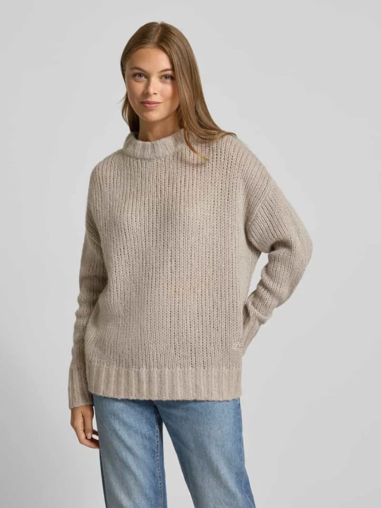 Zdjęcie produktu Sweter z dzianiny o kroju oversized z dodatkiem wełny z alpaki model ‘SLOOSSY’ Hugo Piaskowy