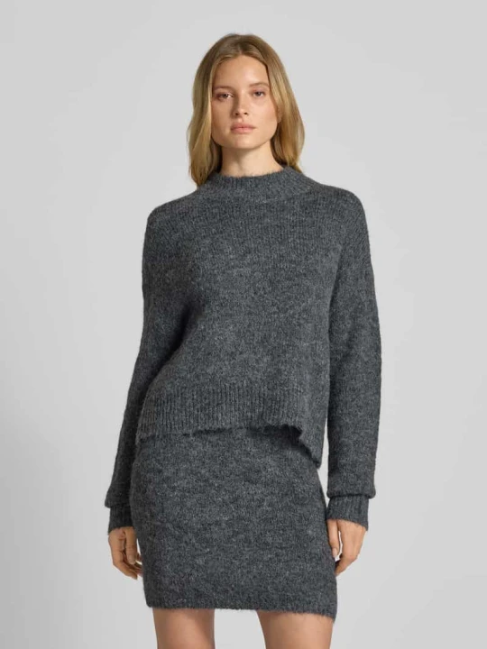 Zdjęcie produktu Sweter z dzianiny o kroju oversized z dodatkiem wełny Model 'Paulina' NEO NOIR Antracytowy