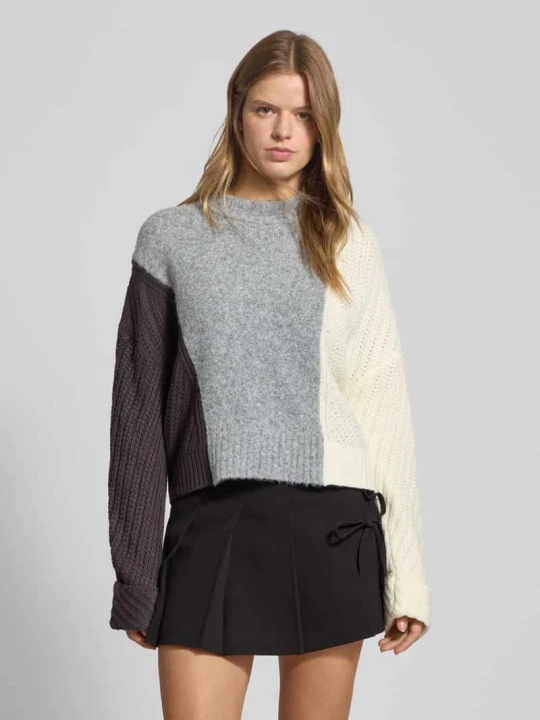 Zdjęcie produktu Sweter z dzianiny o kroju oversized z dodatkiem wełny model „PHOENIX” Noisy May Średnioszary melanż