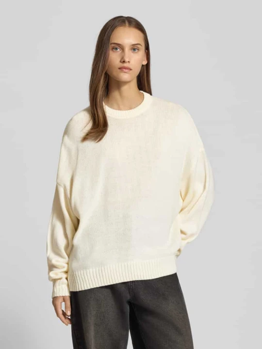 Zdjęcie produktu Sweter z dzianiny o kroju oversized z prążkowanymi wykończeniami REVIEW Złamany biały