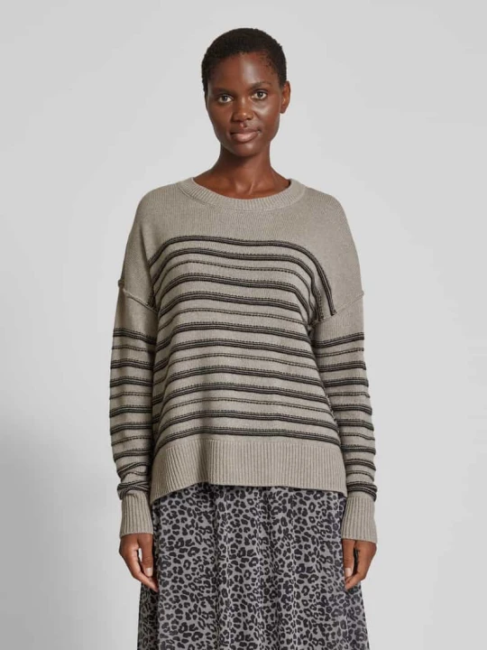 Zdjęcie produktu Sweter z dzianiny o kroju oversized z prążkowanymi wykończeniami Smith & Soul