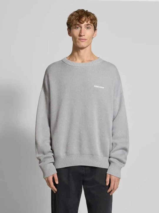 Zdjęcie produktu Sweter z dzianiny o kroju oversized z wyhaftowanym logo Pegador Średnioszary melanż