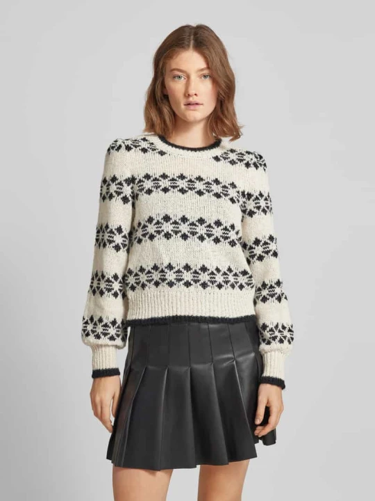 Zdjęcie produktu Sweter z dzianiny o kroju regular fit z bawełny model ‘RADINE’ Pieces Écru