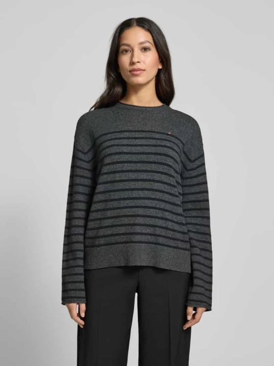Zdjęcie produktu Sweter z dzianiny o kroju regular fit z czystej wełny Tommy Hilfiger Ciemnoszary