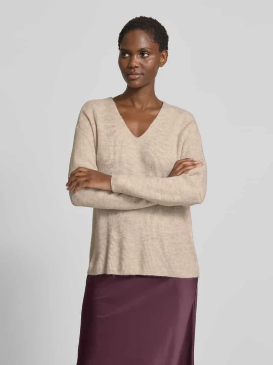 Zdjęcie produktu Sweter z dzianiny o kroju regular fit z dekoltem w serek model ‘CREWLEFILE’ Vero Moda Piaskowy melanż