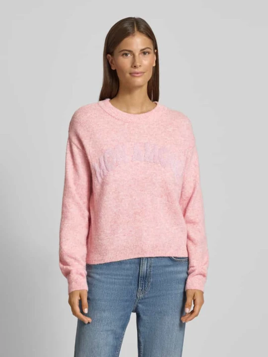 Zdjęcie produktu Sweter z dzianiny o kroju regular fit z dodatkiem wiskozy model ‘AMOREMIO’ Vero Moda Różowy melanż