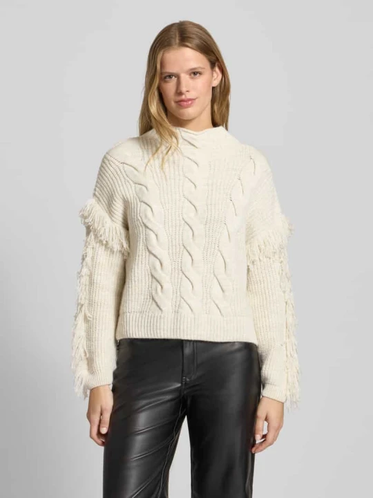 Zdjęcie produktu Sweter z dzianiny o kroju regular fit z frędzlami model ‘HOLLY’ Only Złamany biały