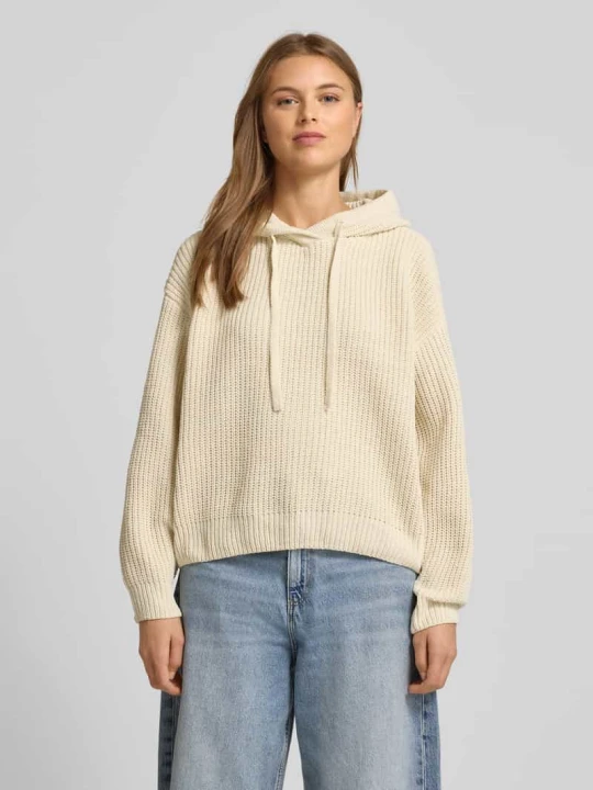Zdjęcie produktu Sweter z dzianiny o kroju regular fit z kapturem model ‘NEAT’ Vero Moda Écru