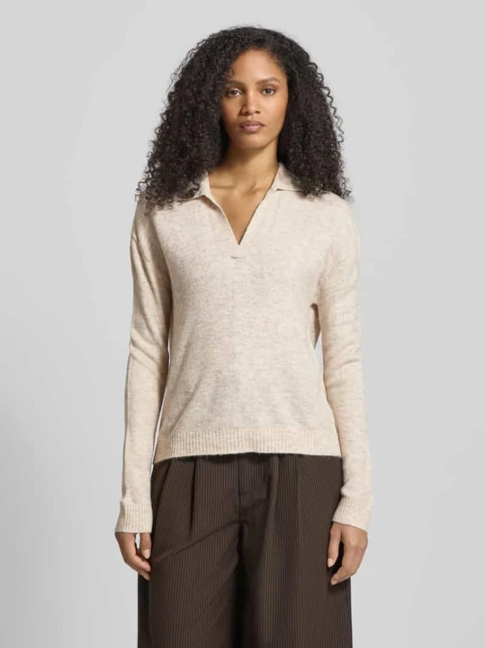 Zdjęcie produktu Sweter z dzianiny o kroju regular fit z kołnierzykiem koszulowym model ‘LEFILE’ Vero Moda Écru