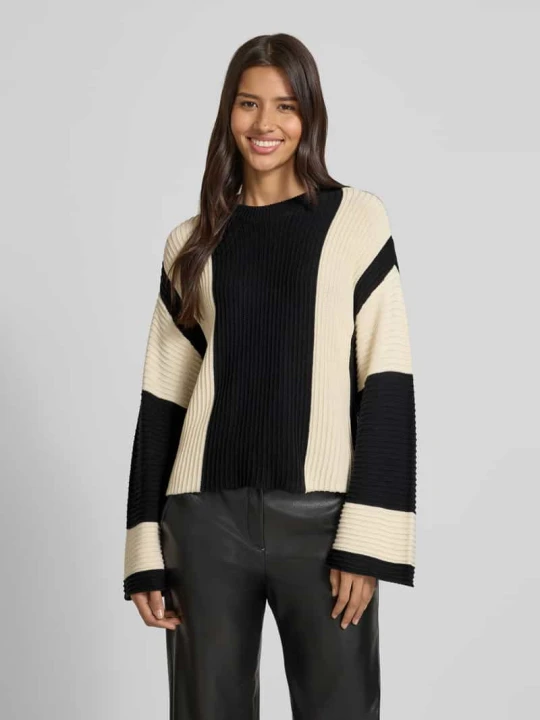 Zdjęcie produktu Sweter z dzianiny o kroju regular fit z mieszanki bawełny model ‘GIGI’ Vero Moda Czarny