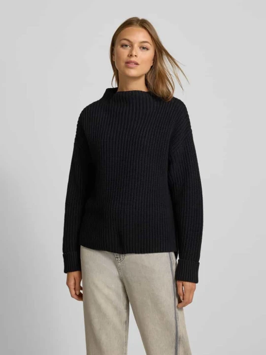 Zdjęcie produktu Sweter z dzianiny o kroju regular fit z mieszanki bawełny model ‘SELMA’ Selected Czarny