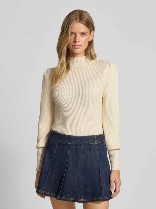 Zdjęcie produktu Sweter z dzianiny o kroju regular fit z mieszanki wiskozy model ‘KATIA’ Only Złamany biały melanż