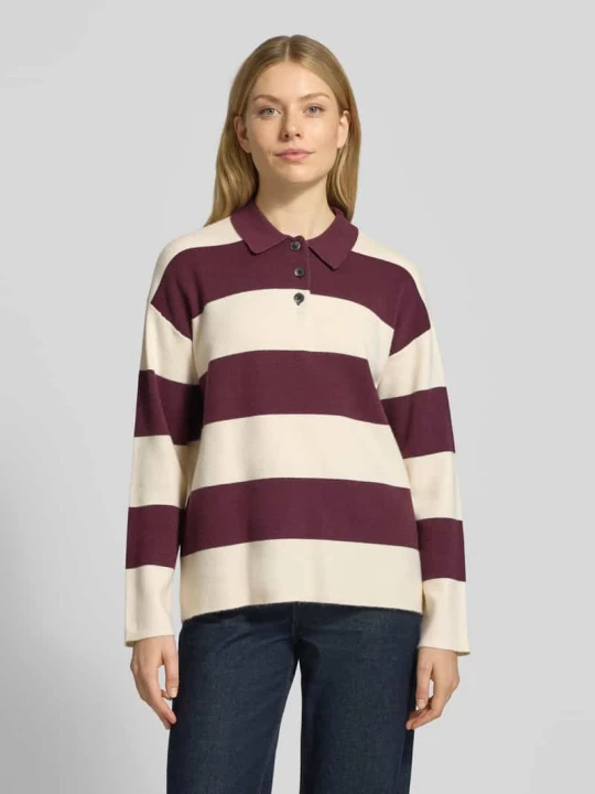 Zdjęcie produktu Sweter z dzianiny o kroju regular fit z mieszanki wiskozy model ‘SABA’ Vero Moda Bordowy
