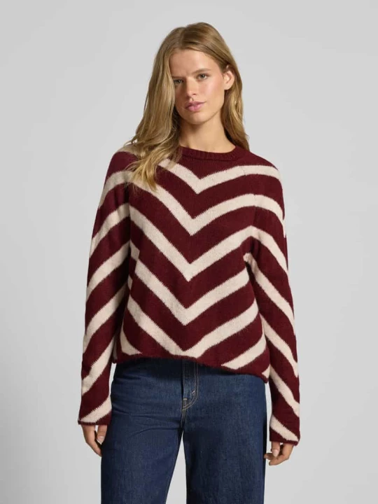 Zdjęcie produktu Sweter z dzianiny o kroju regular fit ze wzorem w paski model ‘ELIZA’ Only Bordowy