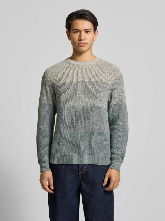 Zdjęcie produktu Sweter z dzianiny o kroju relaxed fit z czystej bawełny model ‘BIRK’ Only & Sons Jasnoniebieski