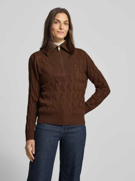 Zdjęcie produktu Krój relaxed fit troyer z czystej wełny ze ściegiem warkoczowym Tommy Hilfiger Średniobrązowy