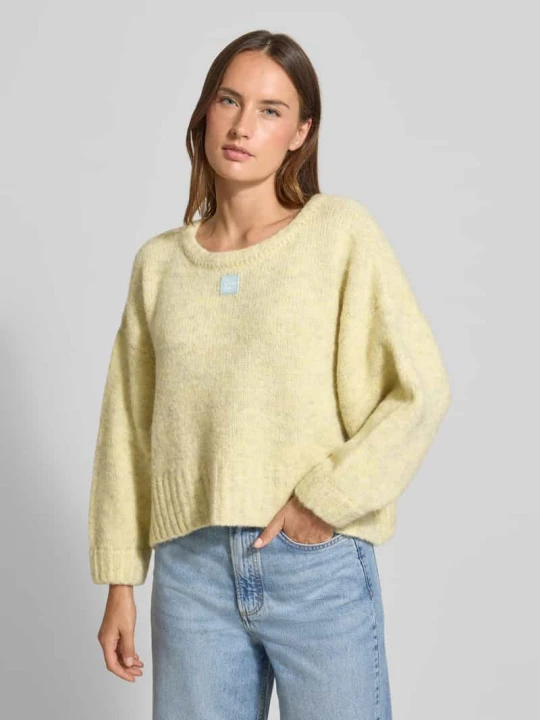 Zdjęcie produktu Sweter z dzianiny o kroju relaxed fit z okrągłym dekoltem model ‘EAST’ American Vintage Jasnożółty melanż
