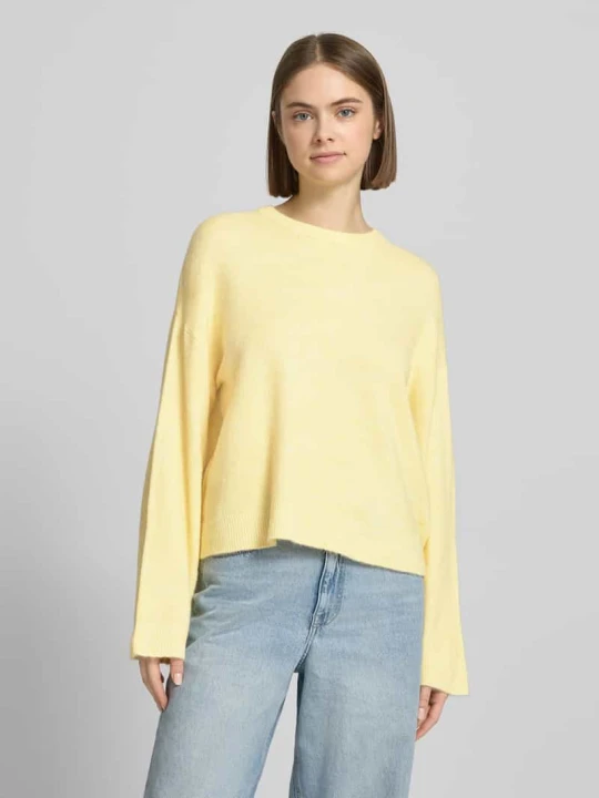Zdjęcie produktu Sweter z dzianiny o kroju relaxed fit z dekoltem okrągłym model „SIMONI” Only Jasnożółty
