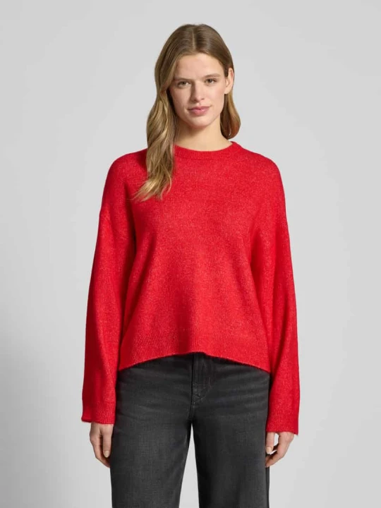 Zdjęcie produktu Sweter z dzianiny o kroju relaxed fit z dekoltem okrągłym model „SIMONI” Only Jasnoczerwony
