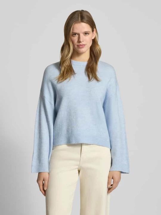 Zdjęcie produktu Sweter z dzianiny o kroju relaxed fit z dekoltem okrągłym model „SIMONI” Only Jasnoniebieski