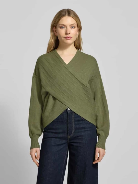 Zdjęcie produktu Sweter dzianinowy w stylu kopertowym model 'Zine Rachelle' MSCH Copenhagen Oliwkowy