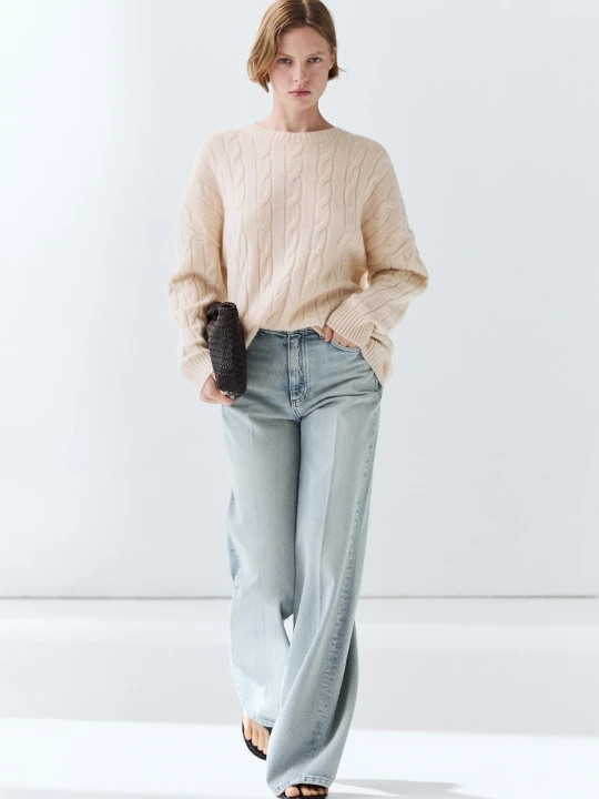 Zdjęcie produktu Sweter Z Dzianiny Warkoczowej Ze 100% Kaszmiru - Beżowy - Massimo Dutti - Female
