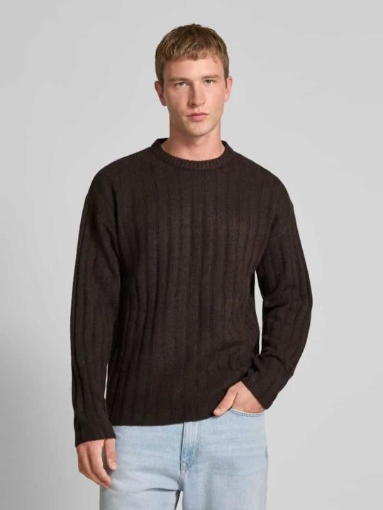 Zdjęcie produktu Sweter z dzianiny z dodatkiem wełny model „BRADLEY” Jack&Jones Ciemnobrązowy