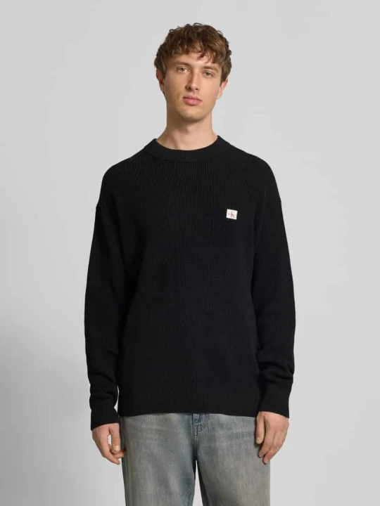 Zdjęcie produktu Sweter z dzianiny z fakturowanym wzorem i okrągłym dekoltem Calvin Klein Jeans Czarny