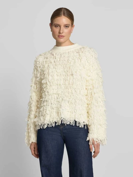 Zdjęcie produktu Sweter z dzianiny z frędzle model 'PINAR' CPH MUSE Złamany biały