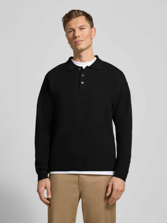 Zdjęcie produktu Sweter z dzianiny z kołnierzykiem polo model ‘BLABRADFORT’ Jack&Jones Czarny