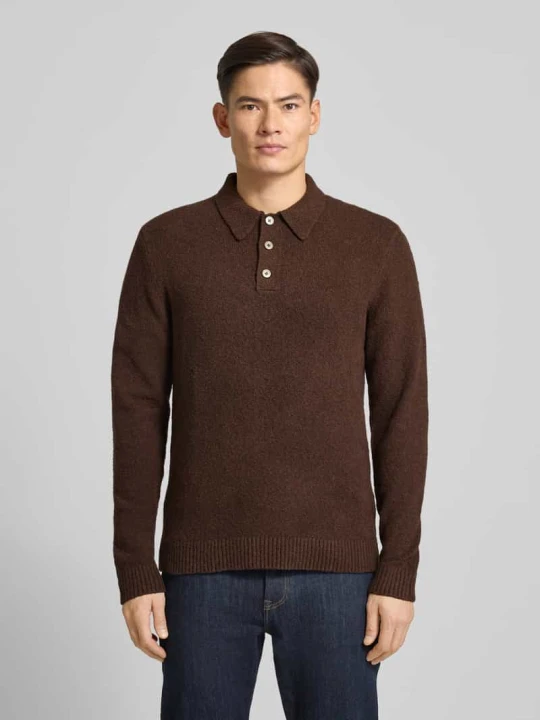 Zdjęcie produktu Sweter z dzianiny z kołnierzykiem polo model ‘MAVERICK’ Jack&Jones Czekoladowy
