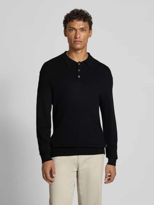 Zdjęcie produktu Sweter z dzianiny z kołnierzykiem typu kent model ‘EDGAR’ Jack&Jones Czarny
