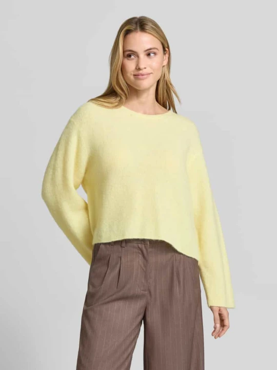 Zdjęcie produktu Sweter z dzianiny z mieszanki alpaki i lnu Model 'VITOW' American Vintage Jasnożółty