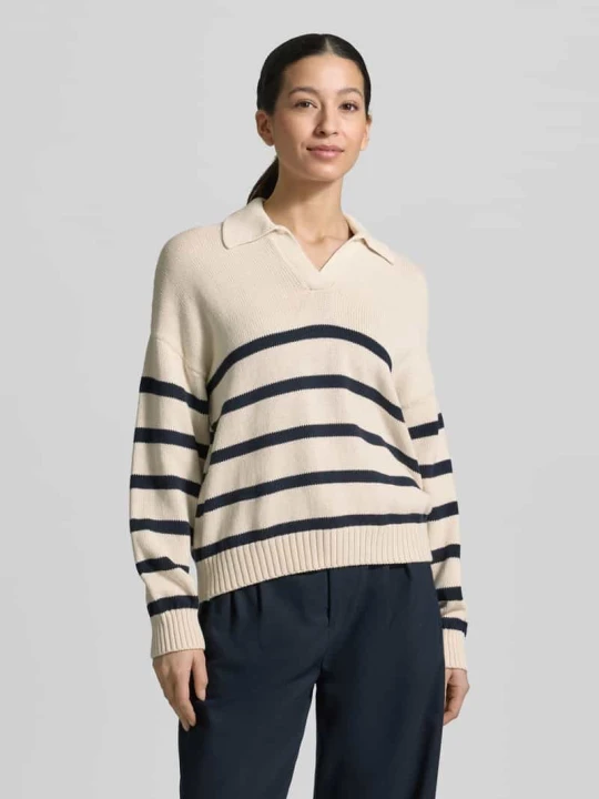 Zdjęcie produktu Sweter z dzianiny z mieszanki bawełny o kroju regular fit model 'PANFILO' Weekend Max Mara Écru