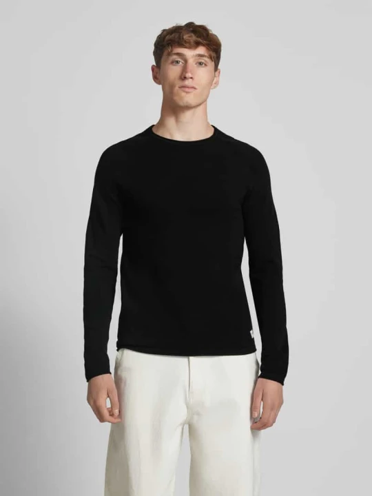 Zdjęcie produktu Sweter z dzianiny z naszywką z logo model ‘HILL’ Jack&Jones Czarny