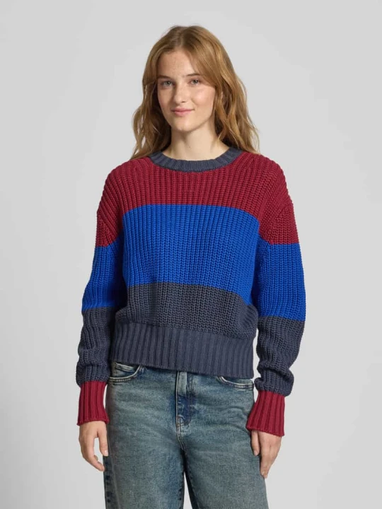 Zdjęcie produktu Sweter z dzianiny z okrągłym dekoltem i wzorem w paskie Calvin Klein Jeans Bordowy