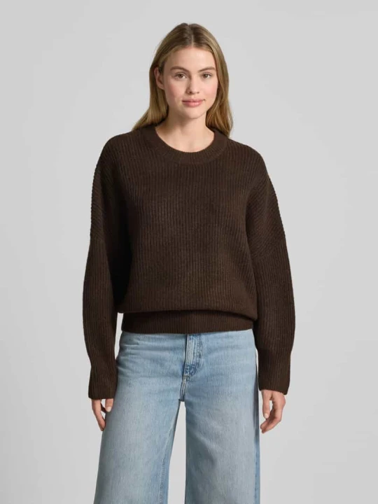 Zdjęcie produktu Sweter z dzianiny o kroju relaxed fit z dodatkiem wełny model „Gillian” MbyM Średniobrązowy