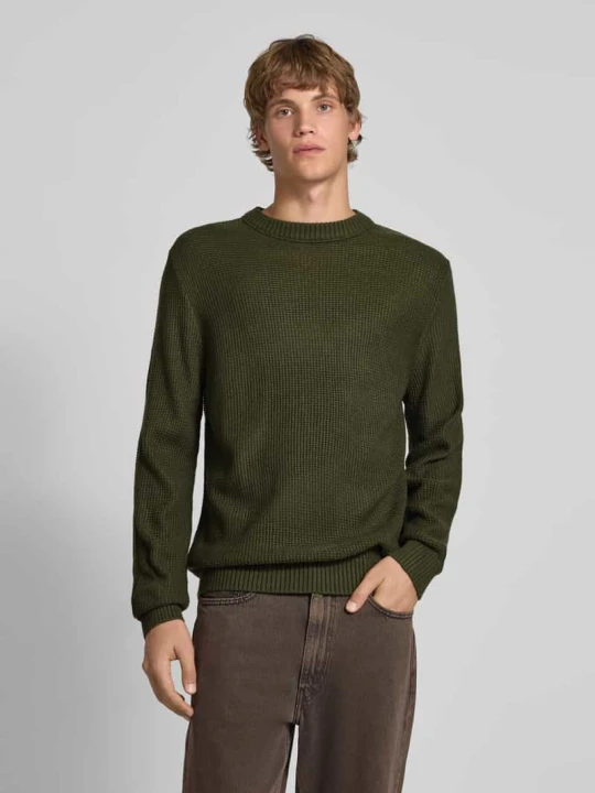 Zdjęcie produktu Sweter z dzianiny z okrągłym dekoltem model ‘ROY’ Jack&Jones Ciemnozielony