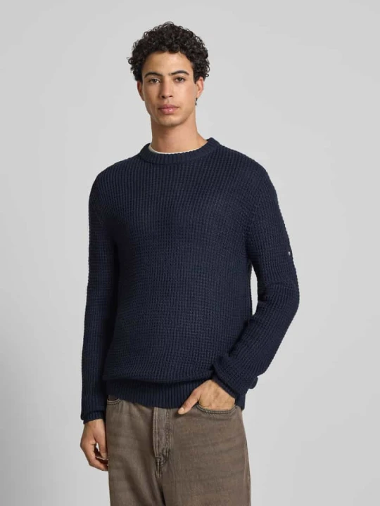 Zdjęcie produktu Sweter z dzianiny z prążkowanymi wykończeniami model ‘LINK’ Jack&Jones Granatowy